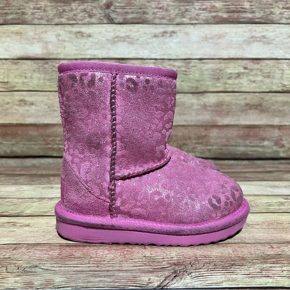 Ugg Short Classic Pink Leopard Boots - Picture 3 of 8